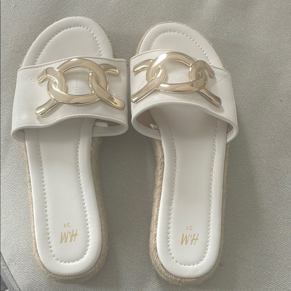 H&M White and Gold Women's Slide Sandals